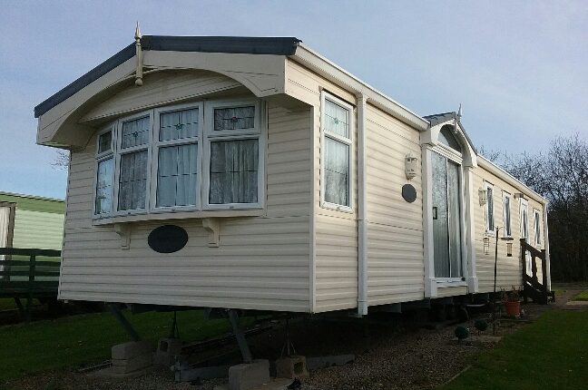 Pre Owned 2004 Willerby Lyndhurst 15 995 Flower Of May